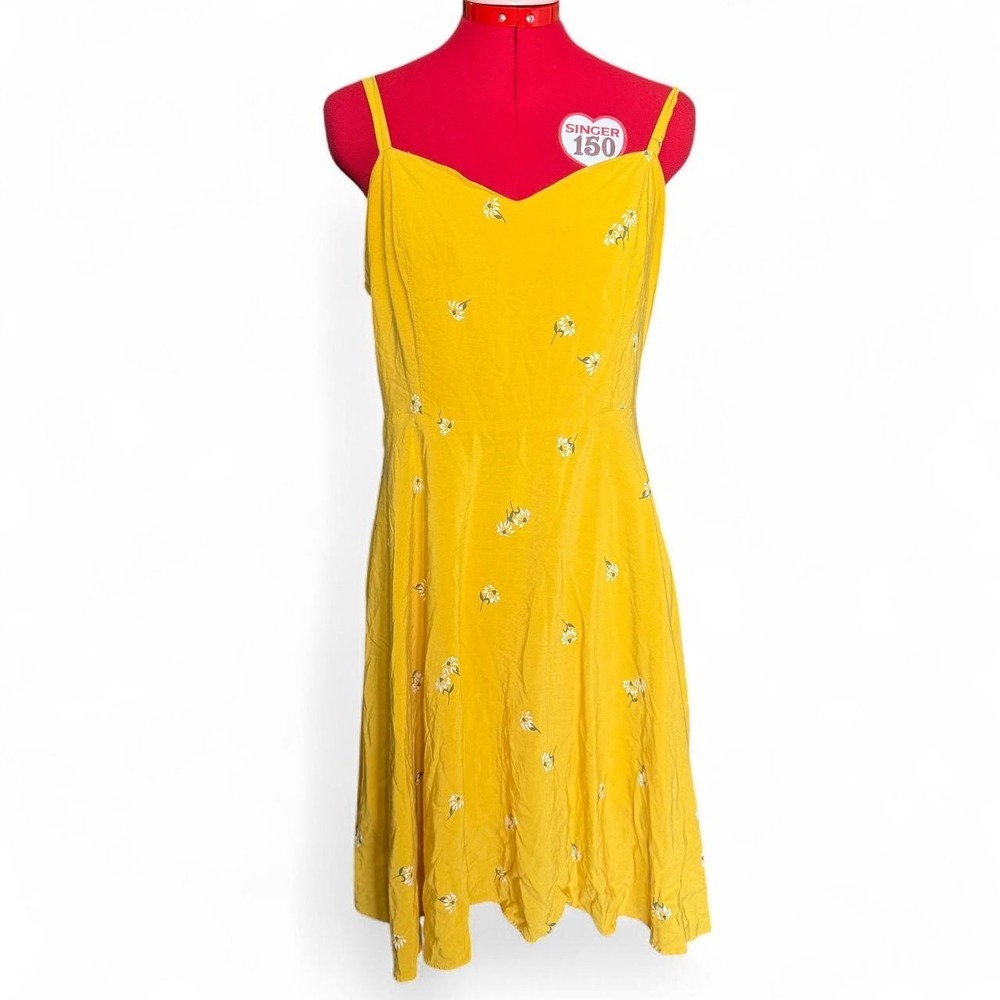 Old Navy yellow floral cami dress with adjustable straps smocked back size large